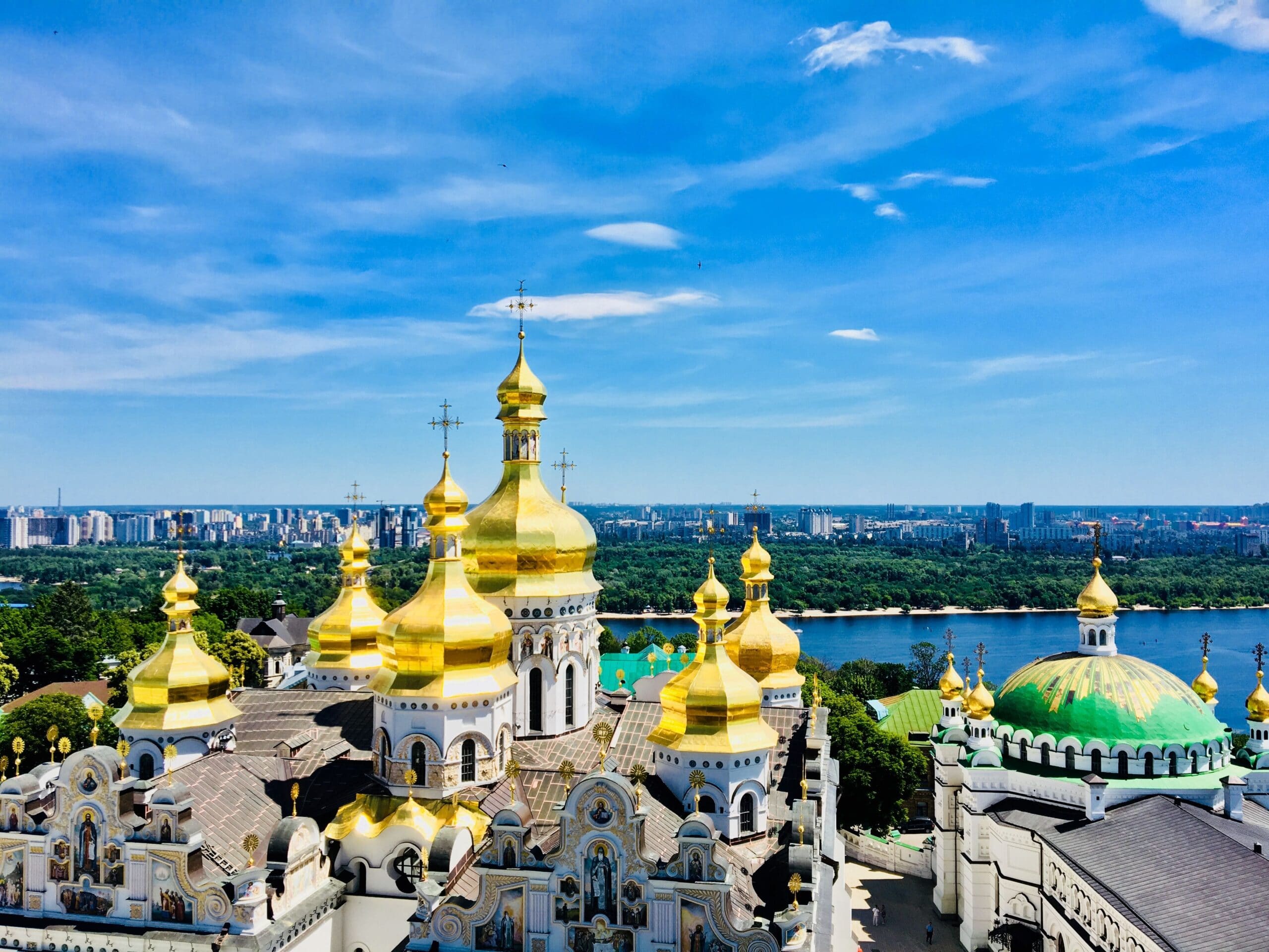 Ukraine Chaiwat Hanpitakpong unsplash